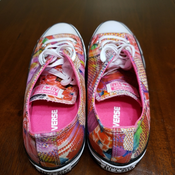 Converse Women's Chuck Taylor All Digital Floral - Picture 5 of 9